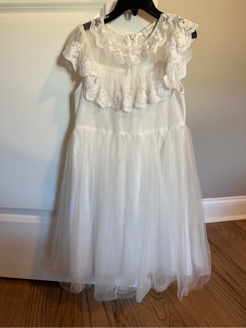 White Lace & Tulle Girls Formal Dress